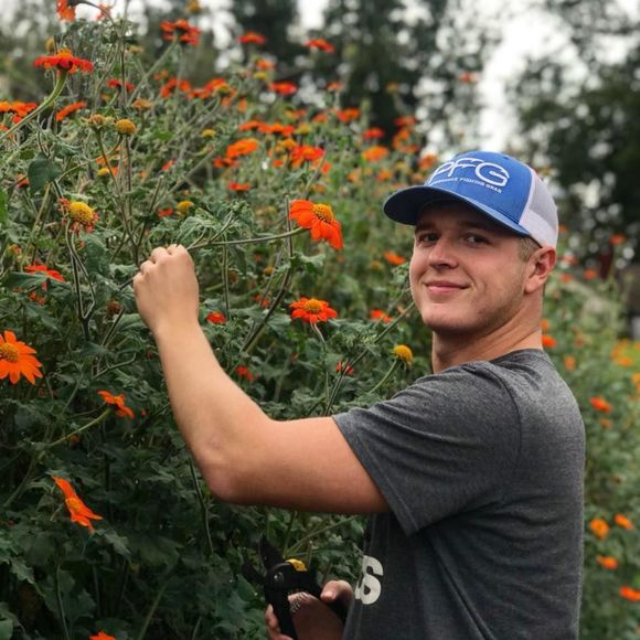 Meet your Posher, Dustin - Picture 1 of 1